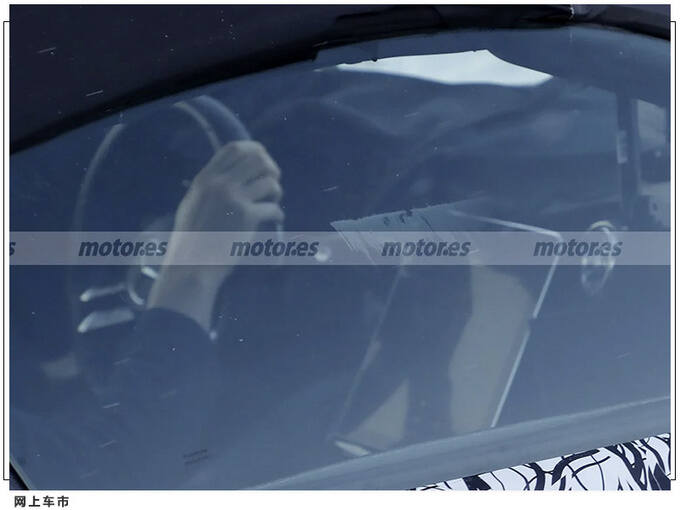 梅赛德斯-AMG SL内饰曝光S级同款方向盘中控屏-图2