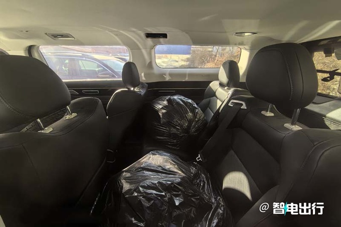 吉利全新MPV内饰曝光官方首款空间导向旗舰座驾-图7