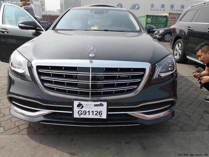 18奔驰迈巴赫S560 四座顶配传奇豪车逆袭-图1