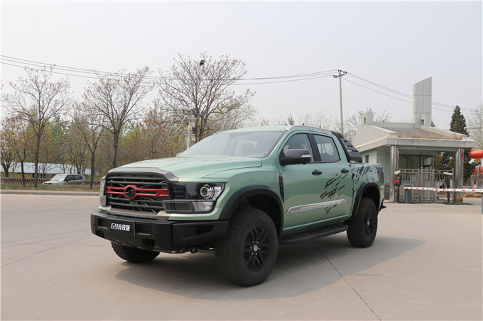 中兴全尺寸皮卡实车亮相2.3T柴油+8AT四季度上市-图5