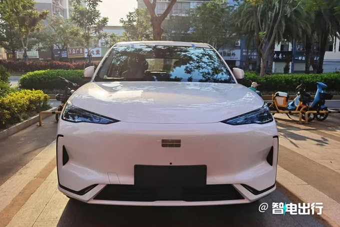 吉利高管银河E5或8月上市比元PLUS大卖8万能火吗-图8