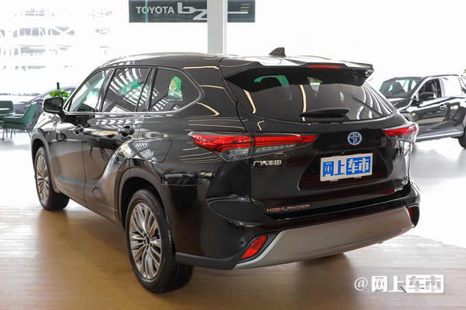 加1.4万买新款丰田新汉兰达售28.28万起 限时优惠2万-图3