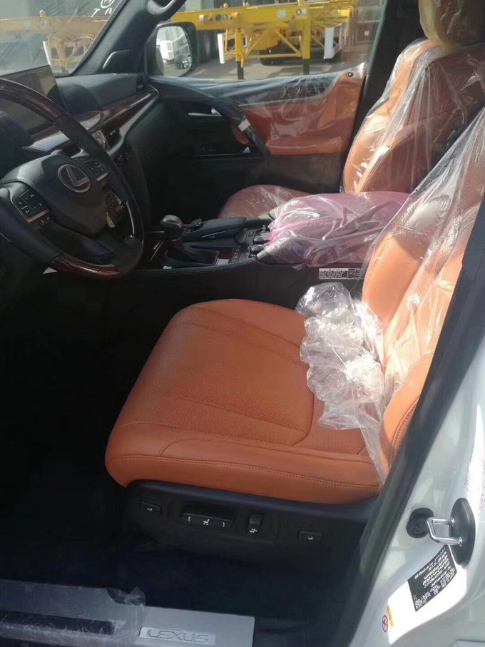 18款雷克萨斯LX570 降税价格裸利惠全国-图7