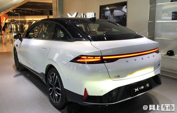 小鹏纯电轿车P5到店实拍预售16万起 13天后上市-图3