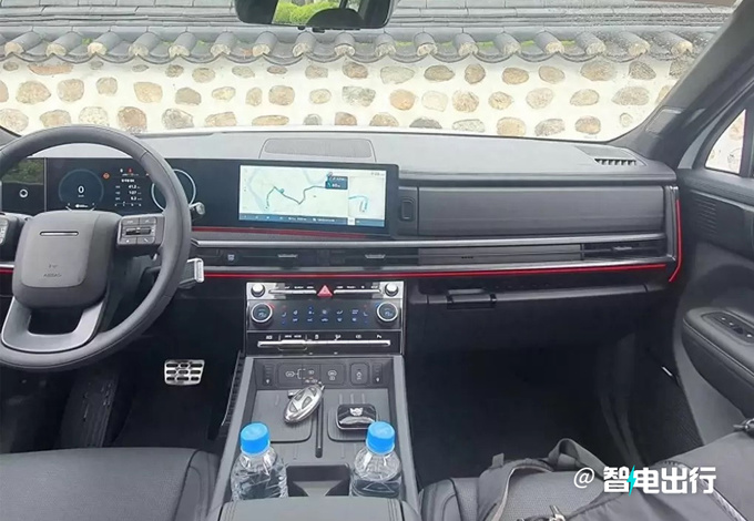 现代全新胜达实车街拍明年国产开售/变小路虎-图4