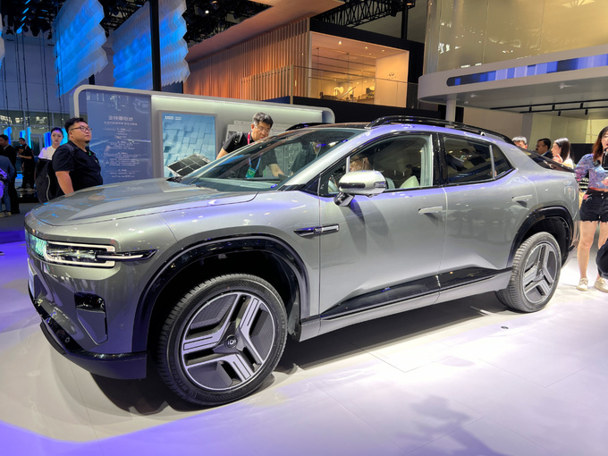 2024北京车展长安启源E07实拍体验首款量产可变形汽车-图1