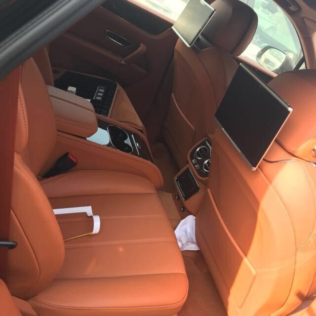 抢先体验宾利添越SUV 标配/选配内容讲解-图7