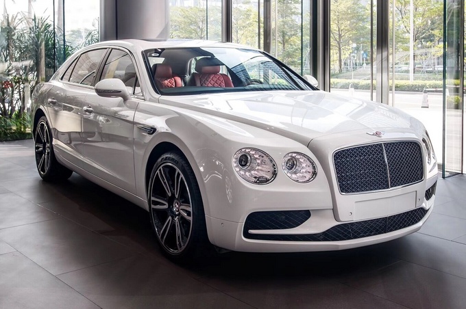 18款宾利飞驰V8S报价 经典豪车无限奢华-图2