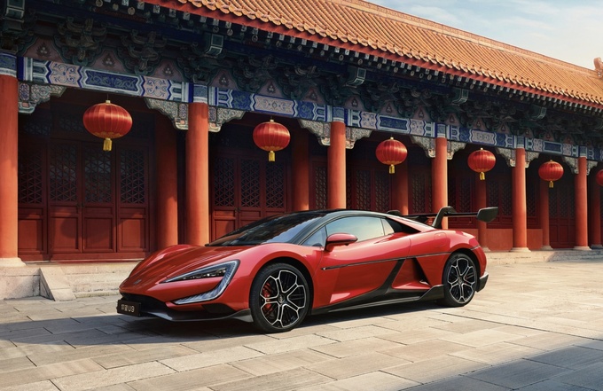 可街可赛可玩的超跑仰望U9正式上市售价168万元-图4