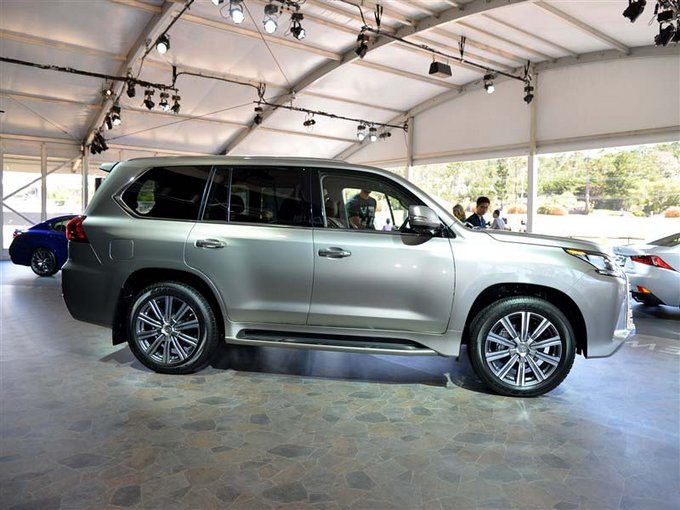 新款雷克萨斯LX570非凡性能 惊爆价畅销-图3
