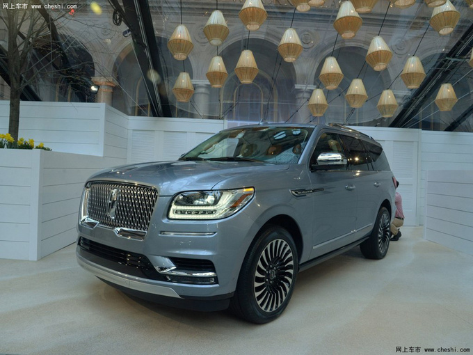 18款林肯领航员豪配加长版 热销车别错过-图1
