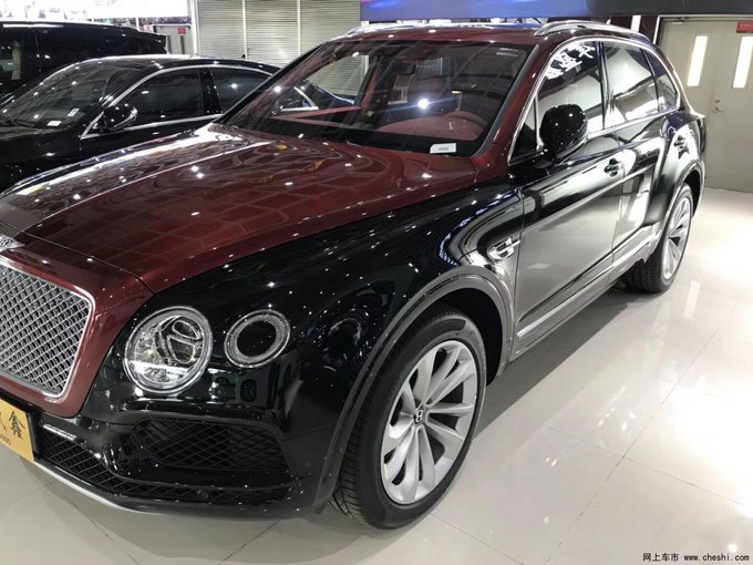 18款宾利添越6.0汽油 灵动流畅四座越野-图1