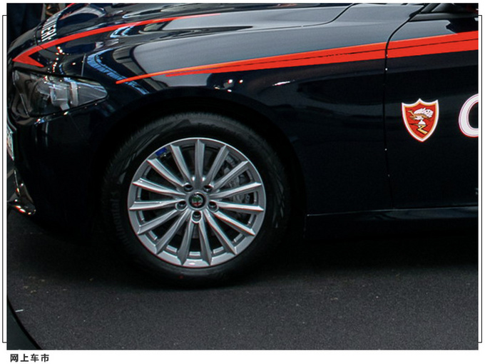 阿尔法&middot;罗密欧Giulia装甲版 搭2.0T/内部配置丰富-图4