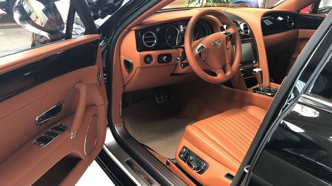 2017款宾利飞驰V8S 四座高档豪车爆底价-图4