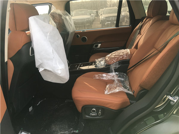 18款路虎揽胜行政全系促销 价格跌至谷底-图8