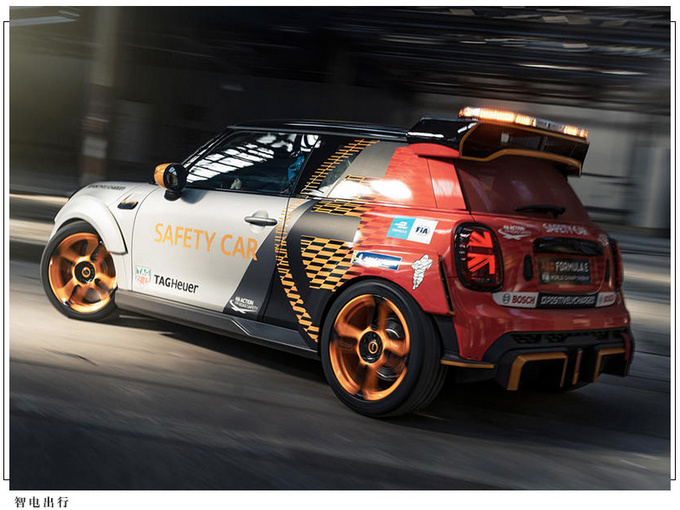 MINI纯电特别版亮相大尺寸尾翼/零百加速6.7秒-图2