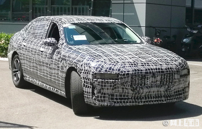 宝马7系全新谍照前脸换分体式大灯/配电子门把手-图6