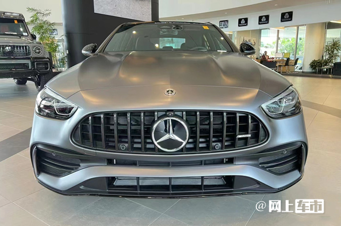 官涨3.22万奔驰全新AMG C43售60.6万起 换四缸2.0T-图2