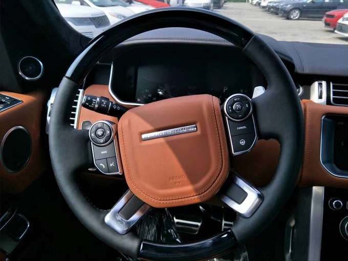 路虎揽胜四座加长 17款柴油3.0T亮点解密-图4