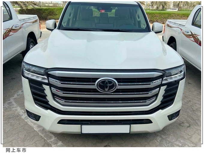 丰田全新兰德酷路泽到店实拍搭3.5T/年内开售-图2