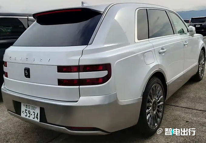 丰田全新旗舰SUV到店实拍售价近200万/年内开售-图3