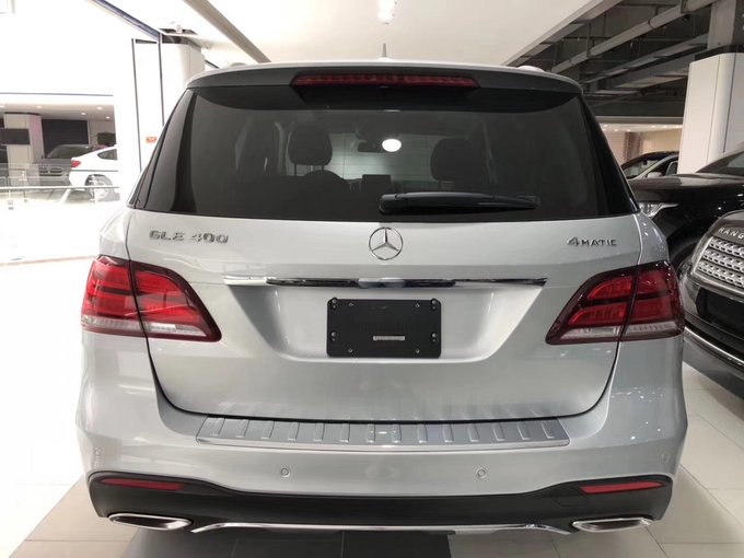 18款墨版奔驰GLE400 精湛过硬的质量标准-图8