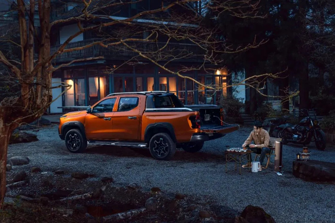 皮卡带电后的越野绝杀超级增程+超级四驱-图1