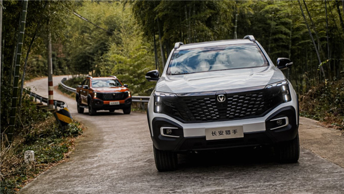 长安猎手正式上市13.99万元起全球首款超级增程皮卡填补空白-图8