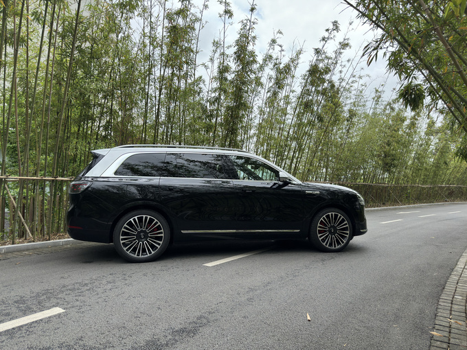 问界M9靠谱吗北京车展看完再了解下投资125亿的赛力斯超级工厂-图29