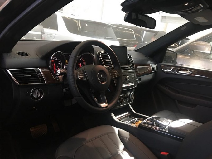 18款奔驰GLS450 安全保障加版卖点大曝光-图4