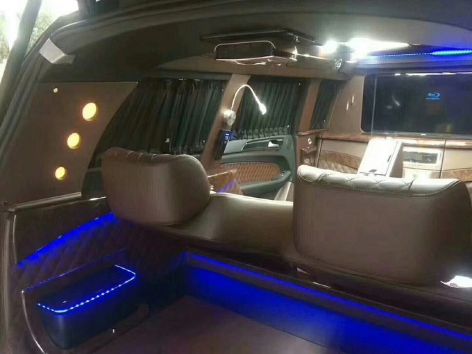 新款奔驰GLS550劲惠 加长5.98米现车促销-图6