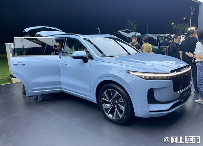 最高涨2万新款理想ONE正式上市 售价33.8万起-图2