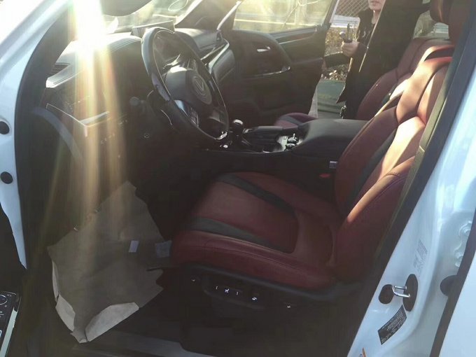 18款雷克萨斯LX570 中东S运动限量版现车-图7