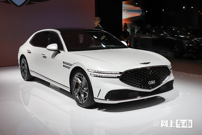 官降2.92万捷尼赛思G90售69.88万起 比奔驰S级还大-图1