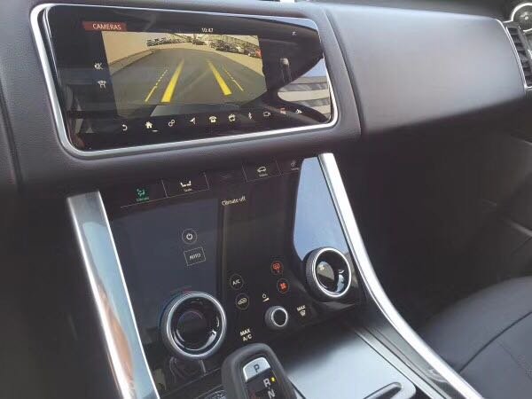 18款路虎揽胜运动HSE 3.0汽油版全时四驱-图4