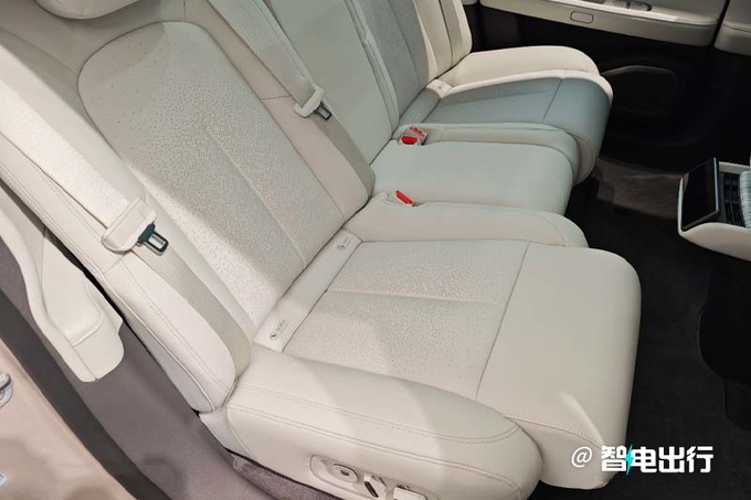 蔚来新ET7配置曝光超180项升级 6天后上市-图11