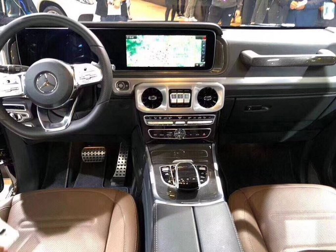 2019款奔驰G500正式亮相 传承越野精髓-图4