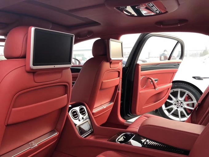 18款宾利飞驰V8S四座 速度令人难以置信-图7