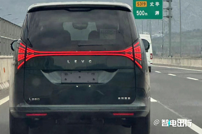 吉利翼真4S店陆地空客L380月底上市 售40万-图3