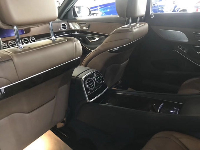 2018款奔驰迈巴赫S560 奢华豪驾拥抱驰骋-图6