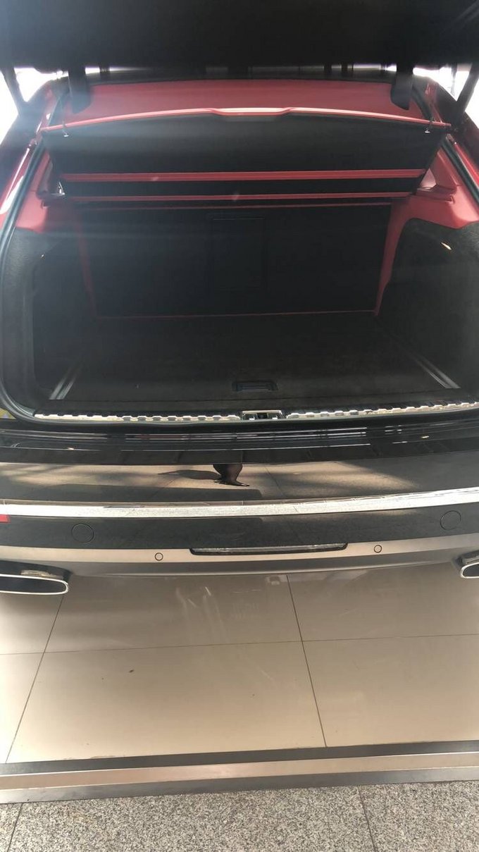 18款宾利添越市场价 柴油版四座奢华SUV-图9