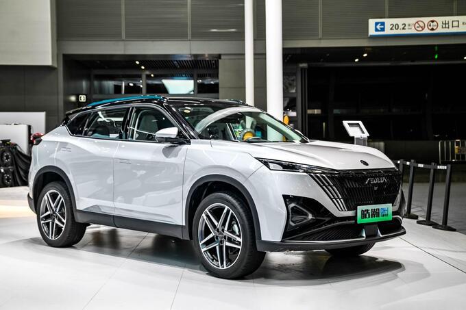 皓瀚太空電競版閃耀廣州車展 東風風神加速新能源轉(zhuǎn)型-圖4