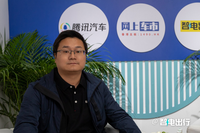 吉利易新宇銀河E8首搭量產一體發光前臉想做細分市場頭部-圖2