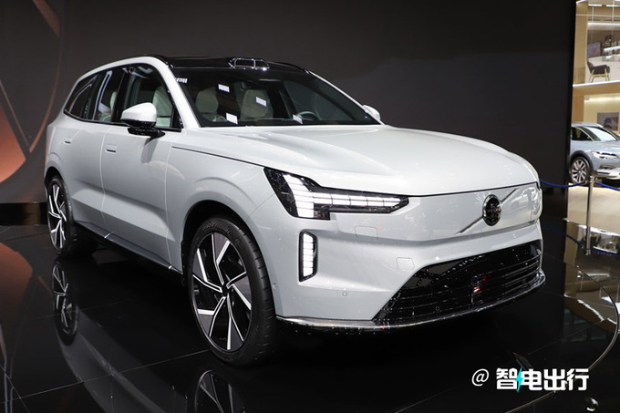 沃尔沃EX90接受预订预计售60-80万 4座版卖88万-图6