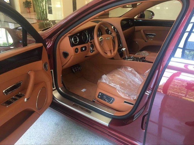 17款宾利飞驰V8S 大马力豪轿颜色配置全-图10