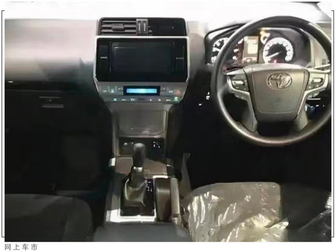 丰田普拉多改装版实拍搭4.0L/配四出排气布局-图4