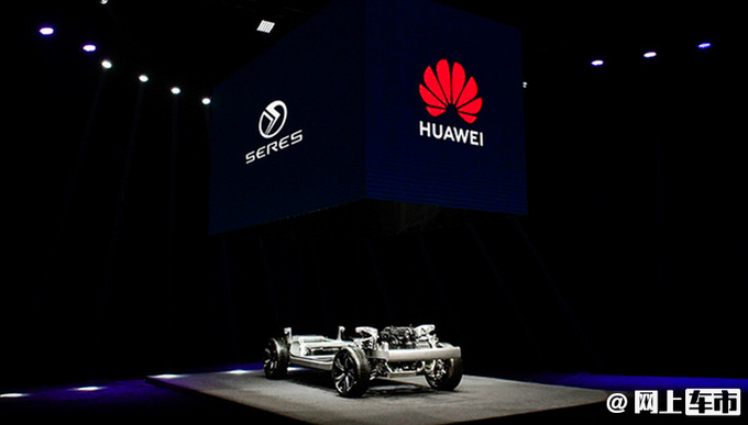 赛力斯华为智选SF5交付 售21.68万 续航超1000km-图7