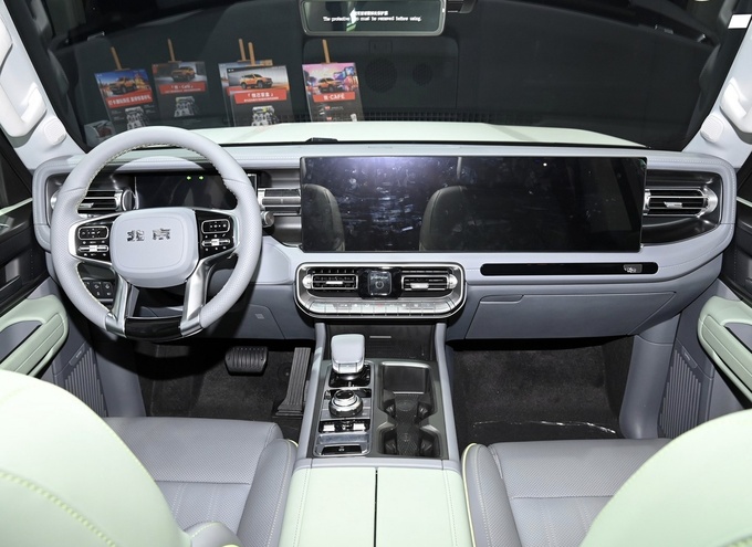 2023广州车展全新BJ40城市猎人版上市售价17.98-21.98万元-图6