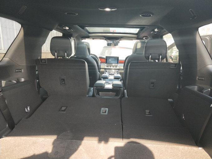 18款加版林肯领航员 豪华SUV特惠享不停-图7