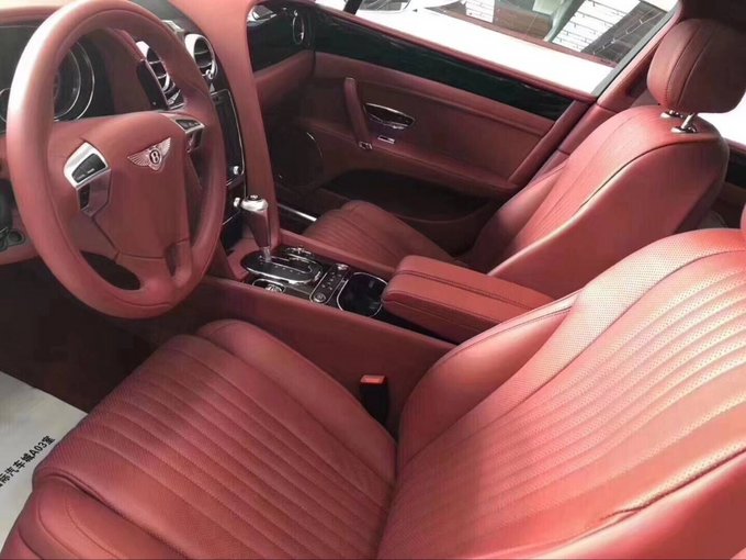 17款宾利飞驰V8S四座 巅峰特惠震慑全球-图4